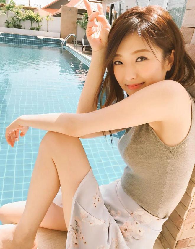 岛国第一美少女羽田爱,从特立独行到励志偶