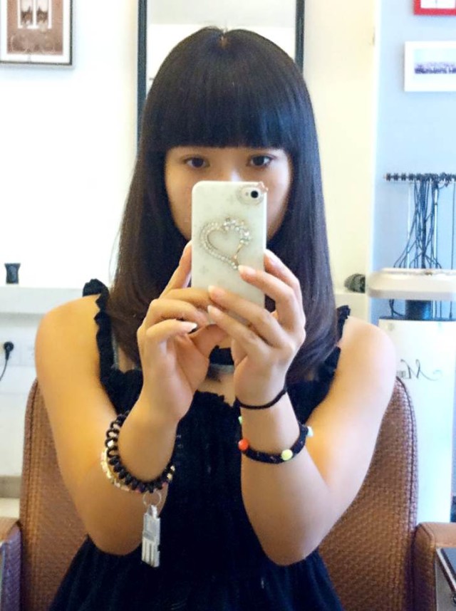 镜子不会说谎：这套“上浅下深”真的显高显瘦！