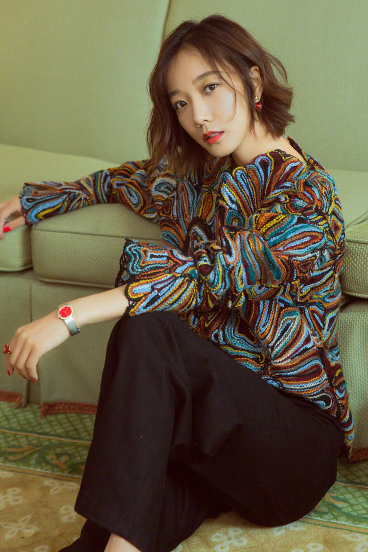 短发美女明星王珞丹高清图片