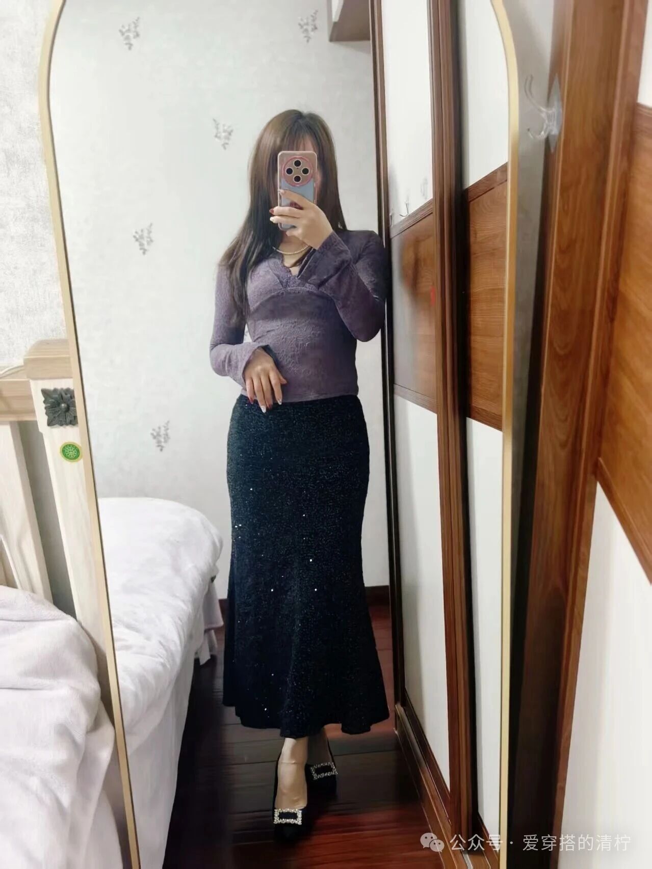 蕾丝衬衫搭长裙和短裙